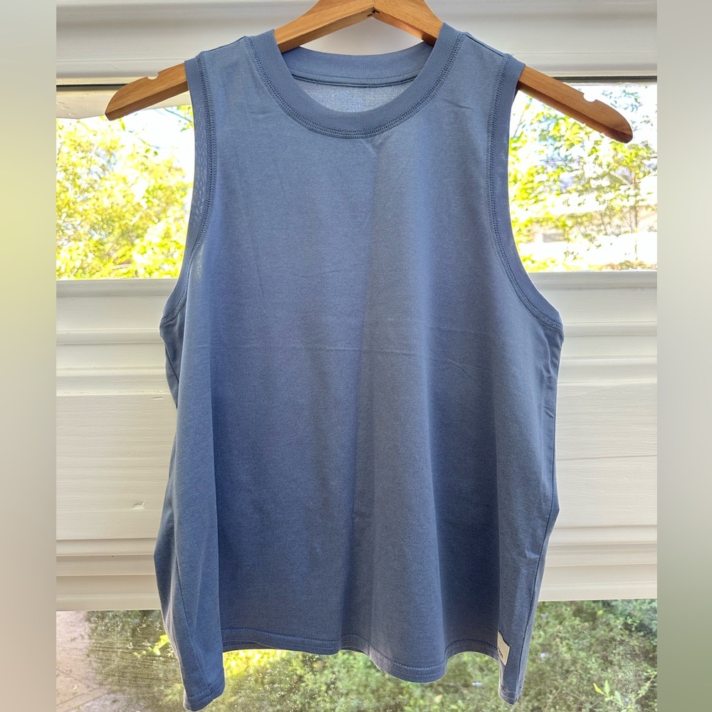 Sleeveless Vuori Energy Top